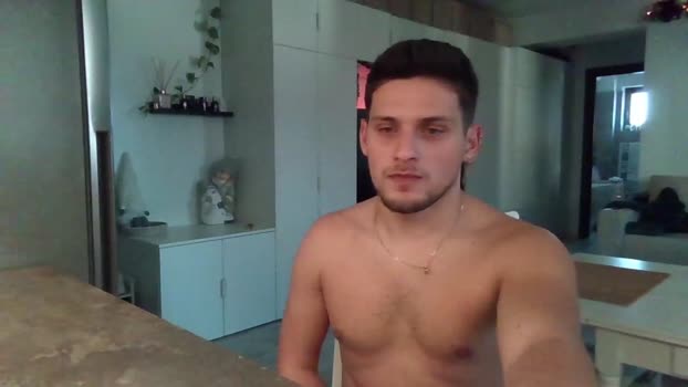 roberto_twink1 25-11-2024 video sweet