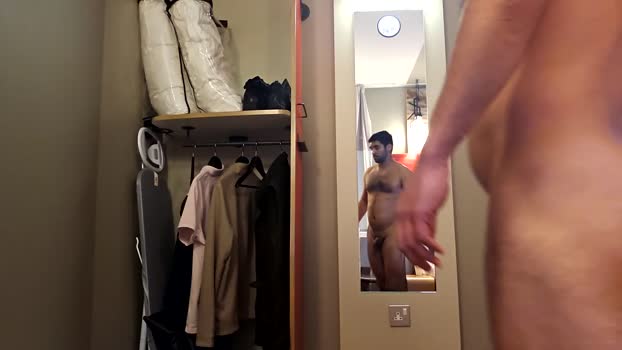 london_1987 27-11-2024 video fingers