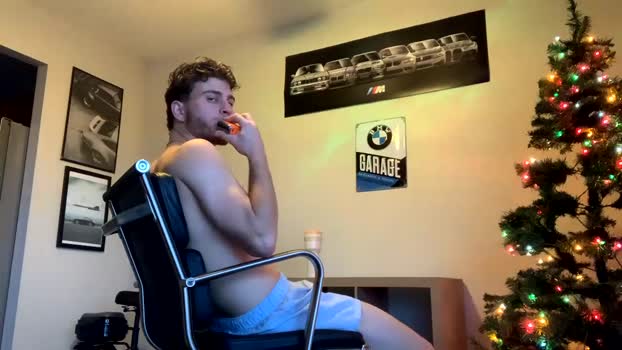 wentbrokeonstrippers 30-11-2024 video kink