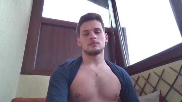 roberto_twink1 01-12-2024 video bj-dildo