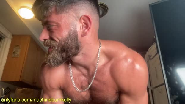 machinebumkelly 05-12-2024 video suckcock