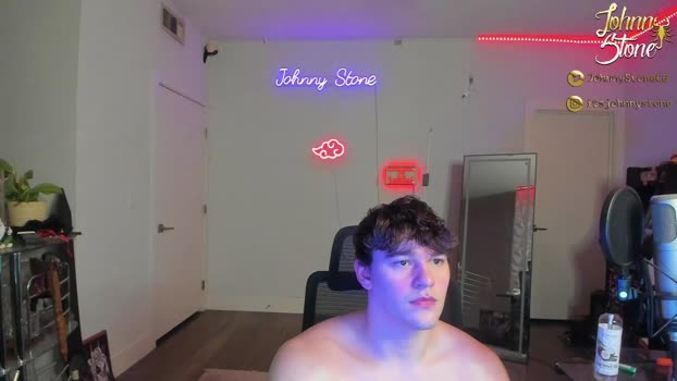 thejohnnystone 13-12-2024 video kiss