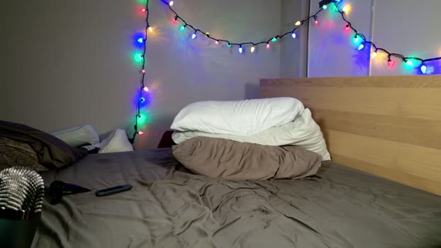 tayls4255 15-12-2024 video play