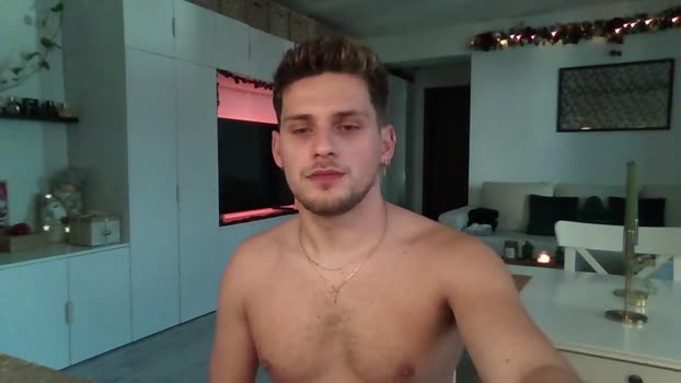 roberto_twink1 16-12-2024 video sexybody