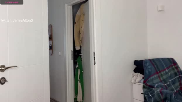 wlademarbergs 17-12-2024 video kissing