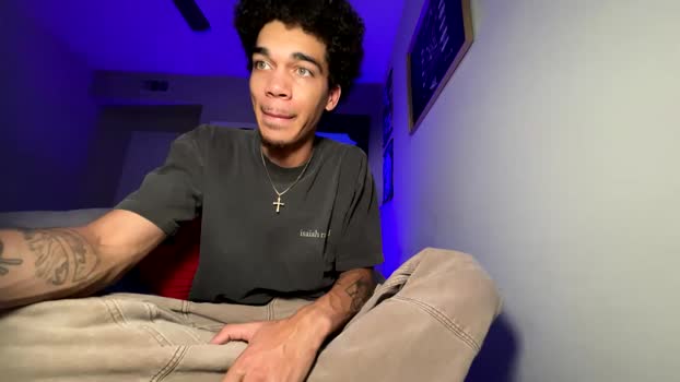 lostmoneyonwhores 19-12-2024 video kiss