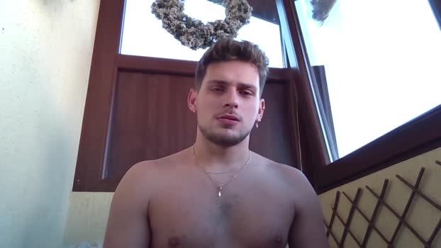 roberto_twink1 19-12-2024 video handsome