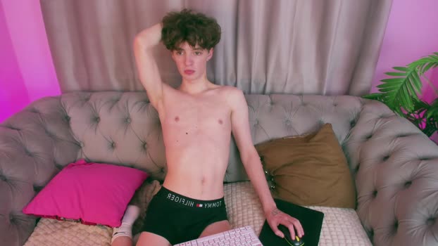 luke_nelsonn 21-12-2024 video toy