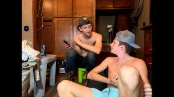 guynxtdoor02 30-12-2024 video Webcam