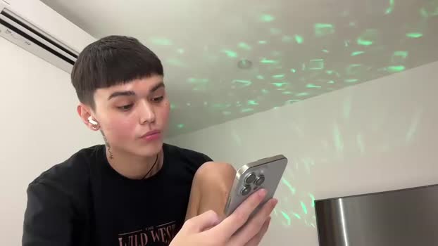 milk_boy999 01-01-2025 video sexy