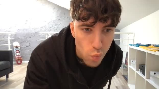 icyninesix 03-01-2025 video legs