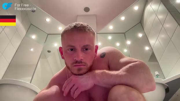 flexxxcouple 05-01-2025 video show
