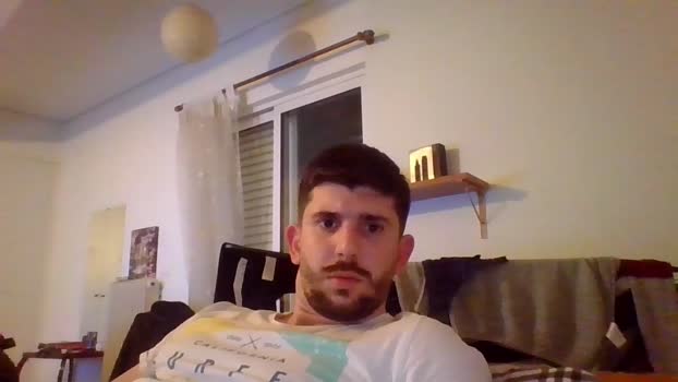 thehamlaaa 08-01-2025 video kiss