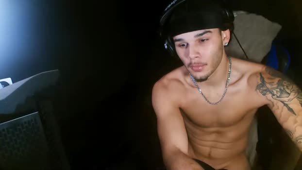 kylewhitedgs 10-01-2025 video bigballs