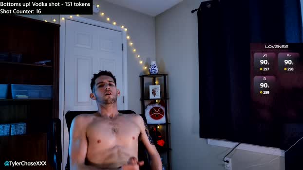 tylerchasexxx 10-01-2025 video sexybody