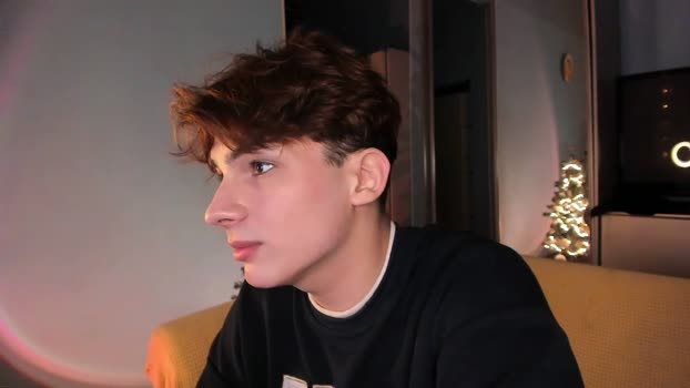 call__me_leo 11-01-2025 video sweet