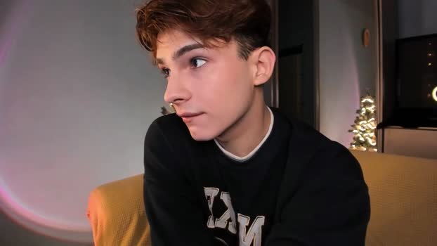 call__me_leo 11-01-2025 video bigload