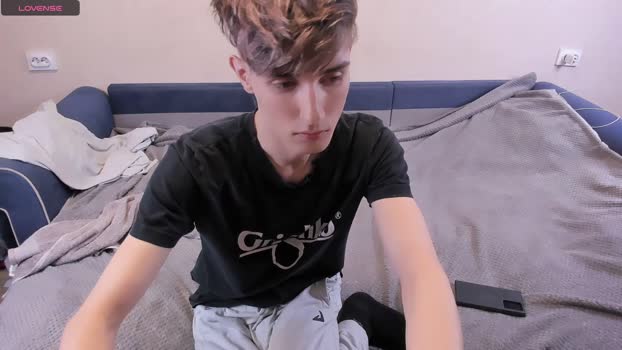 james_mil 11-01-2025 video Cam