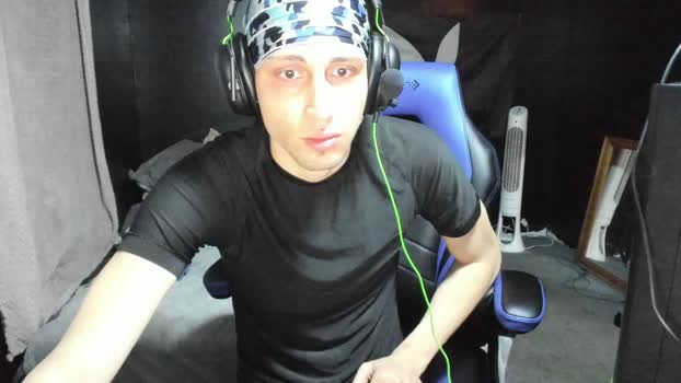 blxkq 20-01-2025 video kiss