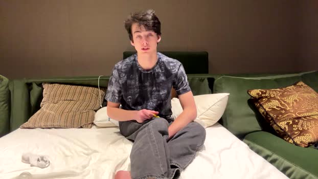 purplemichalben448557 27-01-2025 video handsome