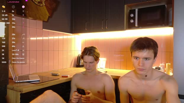 _whitenight18_ 07-02-2025 video kissing