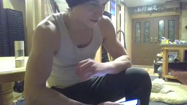 info_chat 11-02-2025 video kissing