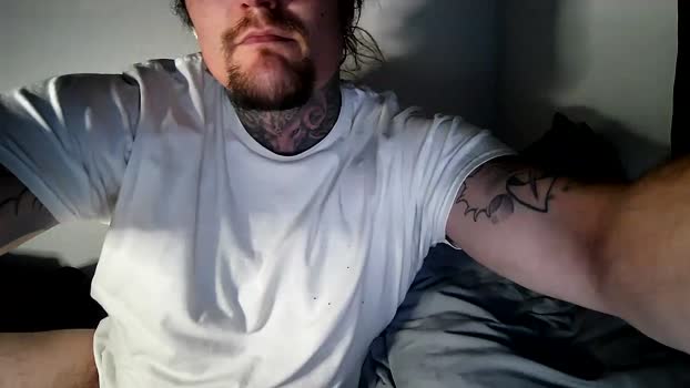 n9nature 11-02-2025 video kissing