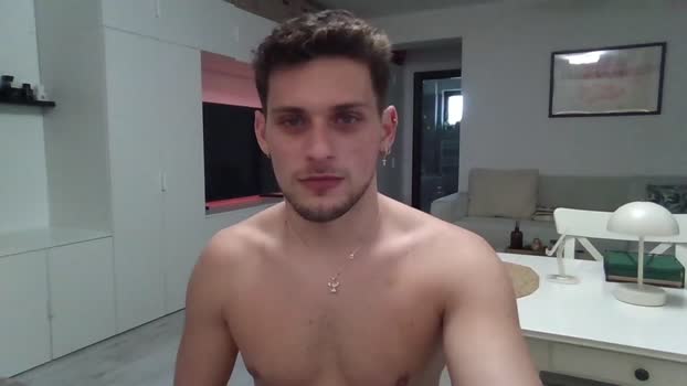 roberto_twink1 14-02-2025 video horny