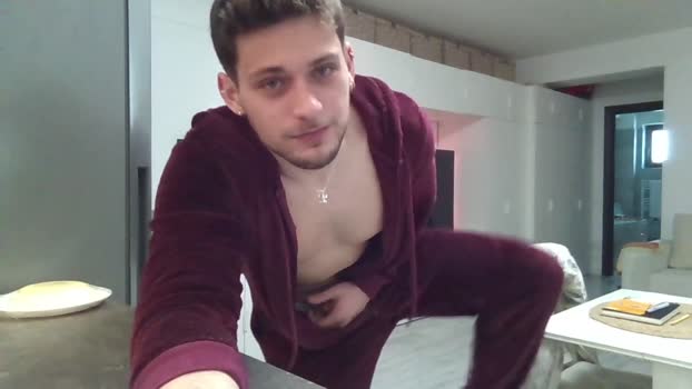 roberto_twink1 17-02-2025 video lick