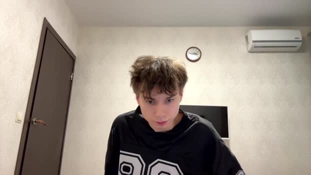 aronrodrigo 19-02-2025 video fingers