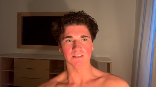 elijahkinky 21-02-2025 video kiss