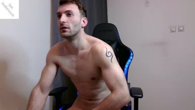 ianandersson27 24-02-2025 video kiss