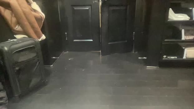 8933 26-02-2025 video Pretty