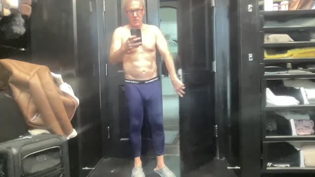 8933 26-02-2025 video Naked