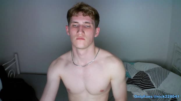 hotguy_228041 04-03-2025 video sexymale