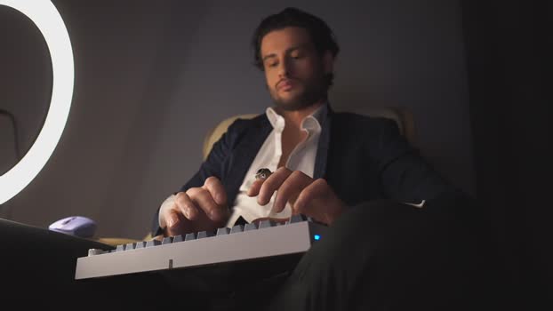 double_luckystrike 06-03-2025 video sexybody