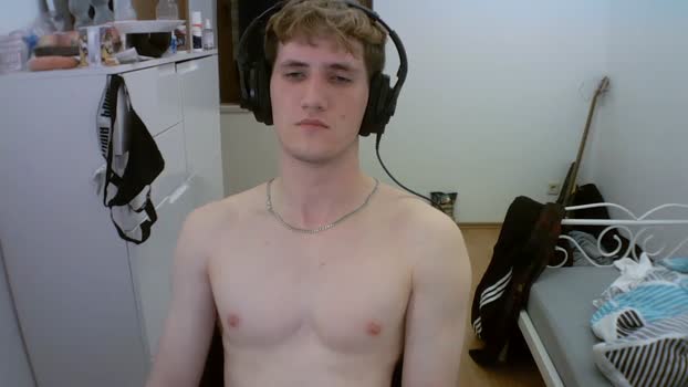 hotguy_228041 05-03-2025 video sexy