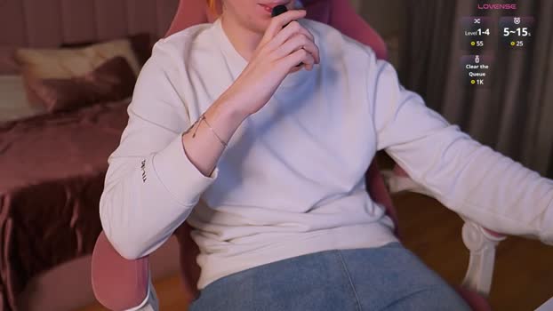 ariana_asti 07-03-2025 video kissing