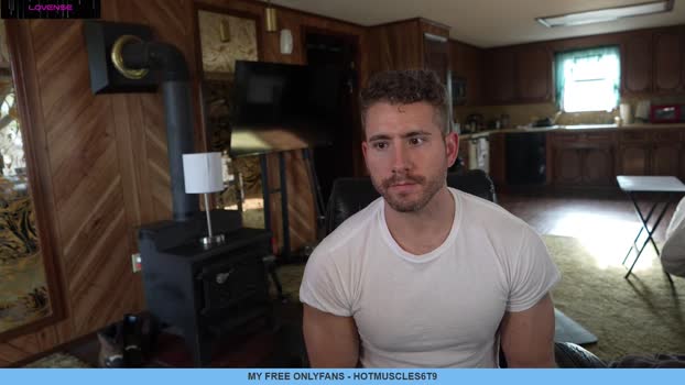 hotmuscles6t9 06-03-2025 video kiss