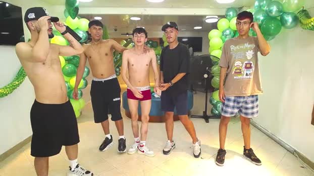 boschcz 08-03-2025 video kissing