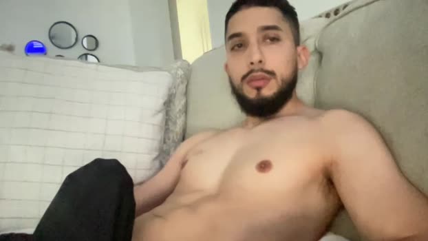 papicubano_guapo23cm 08-03-2025 video gay