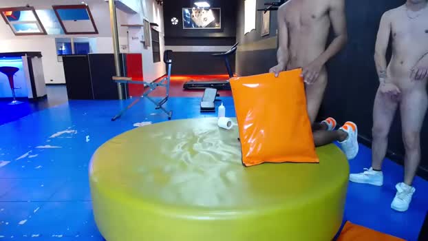 frotloops 08-03-2025 video Webcam