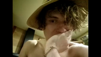 info_chat 10-03-2025 video kinky