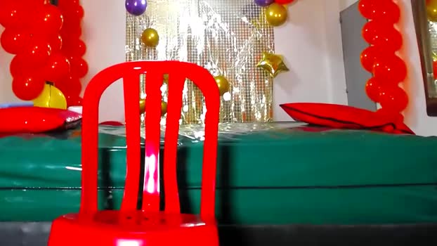 crismens 16-03-2025 video kiss