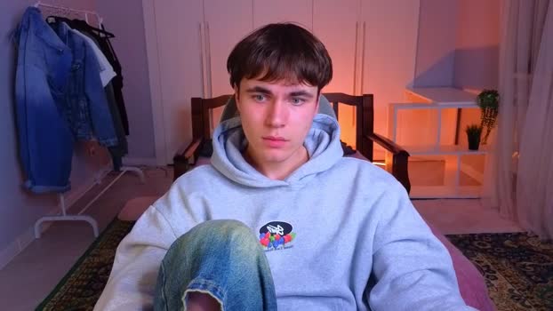 istairee 25-03-2025 video big