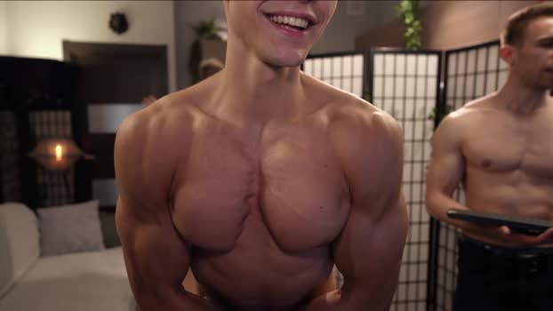 muscularfriend 31-03-2025 video sexykitty