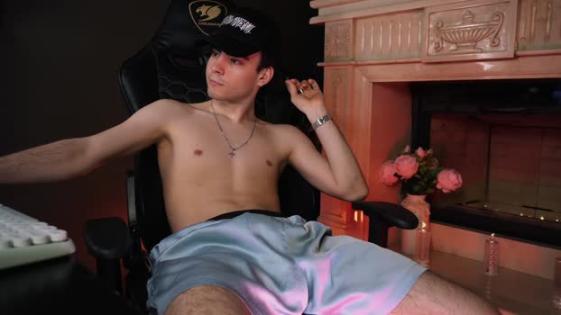 hothunterr 03-04-2025 video kiss