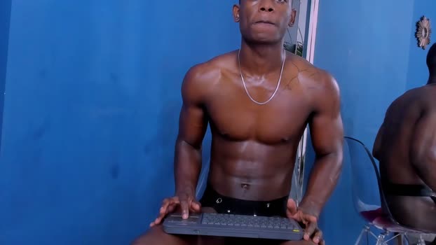 latin_naight 05-04-2025 video twink