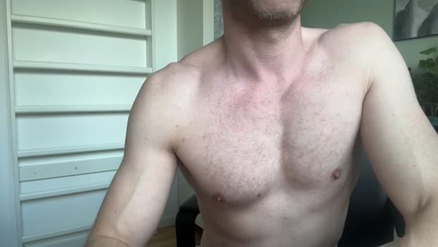 guyfromfinland1981 11-04-2025 video bigtoys