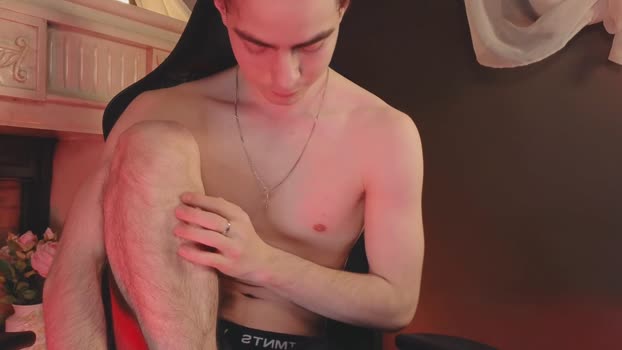 hothunterr 15-04-2025 video orgasm